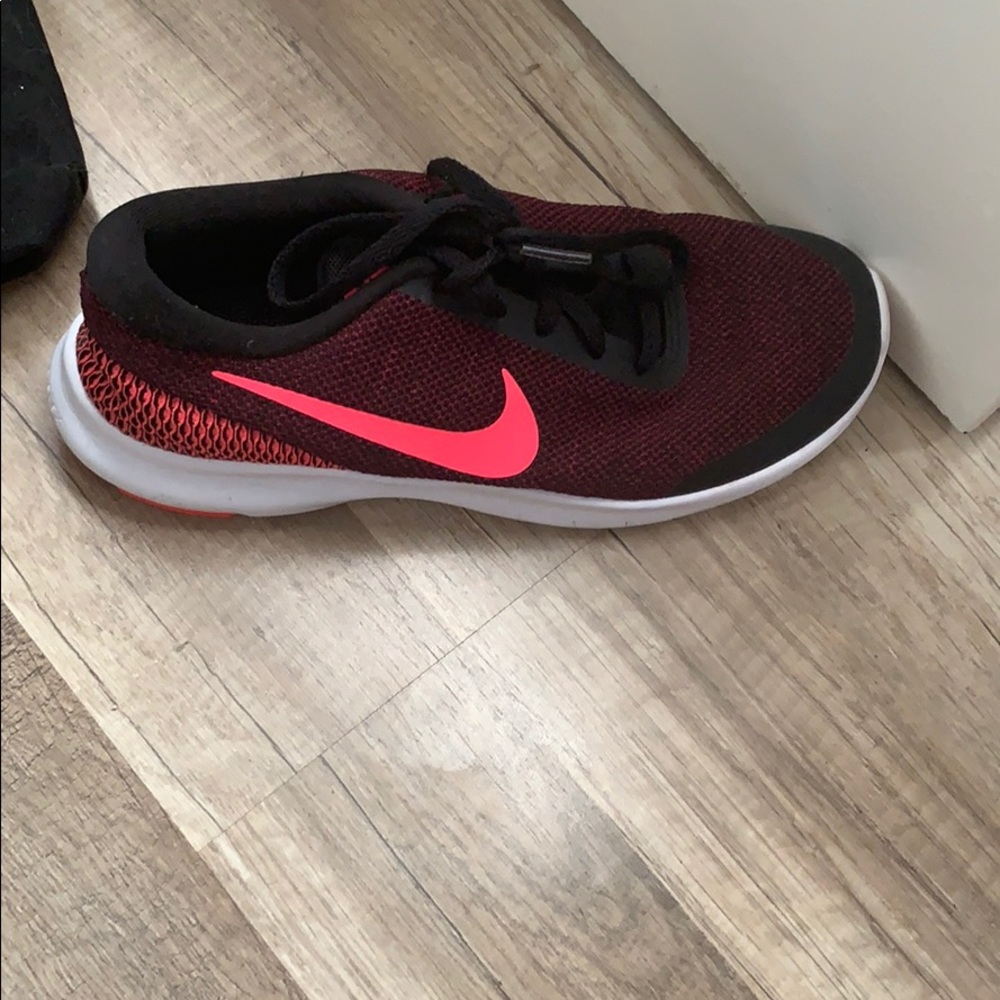 Nike flex experience RN 7